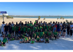 La familia Alcanatif celebra el final de curso de nuestra escuela de atletismo